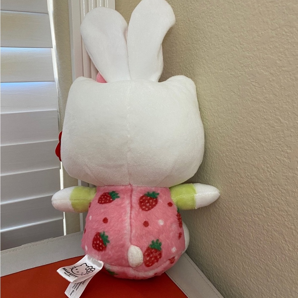 Hello Kitty Bundle - Picture 3 of 5